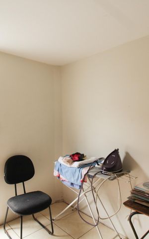 Casa à venda com 203m², 3 quartos e 2 vagas Casa à venda com 203m², 3 quartos e 2 vagasQuarto de Serviço