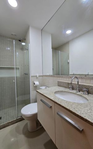 Apartamento à venda com 82m², 3 quartos e 1 vaga Apartamento à venda com 82m², 3 quartos e 1 vagaBanheiro