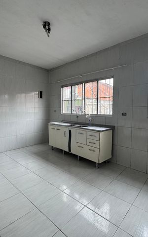Casa para alugar com 50m², 1 quarto e 1 vaga Casa para alugar com 50m², 1 quarto e 1 vagaCozinha