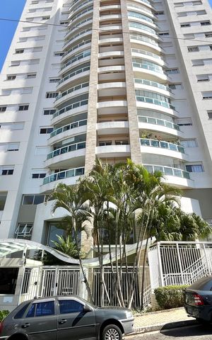 Apartamento à venda com 87m², 2 quartos e 2 vagas Apartamento à venda com 87m², 2 quartos e 2 vagasFachada