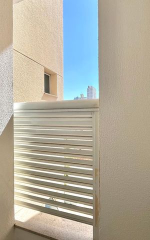 Apartamento à venda com 87m², 2 quartos e 2 vagas Apartamento à venda com 87m², 2 quartos e 2 vagasBanheiro Corredor