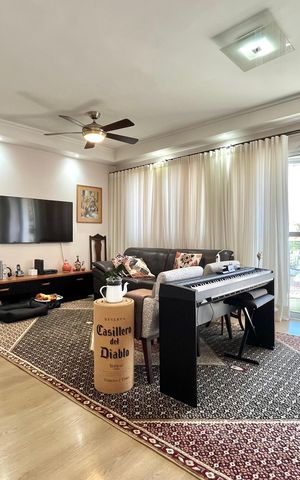Apartamento à venda com 87m², 2 quartos e 2 vagas Apartamento à venda com 87m², 2 quartos e 2 vagasSala