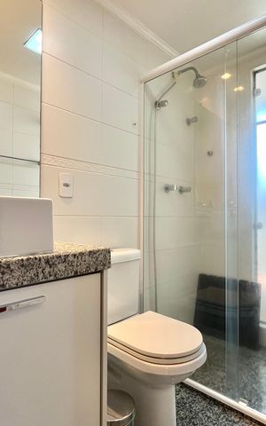 Apartamento à venda com 87m², 2 quartos e 2 vagas Apartamento à venda com 87m², 2 quartos e 2 vagasBanheiro Corredor