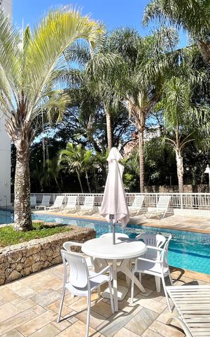 Apartamento à venda com 87m², 2 quartos e 2 vagas Apartamento à venda com 87m², 2 quartos e 2 vagasÁrea comum - Piscina