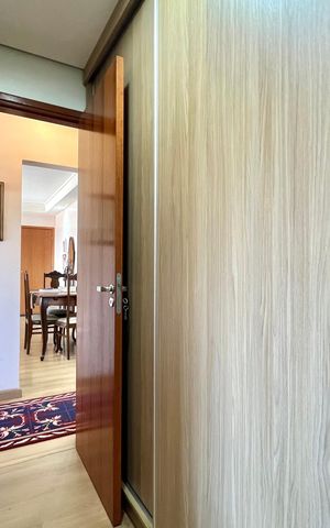 Apartamento à venda com 87m², 2 quartos e 2 vagas Apartamento à venda com 87m², 2 quartos e 2 vagasCloset da suíte