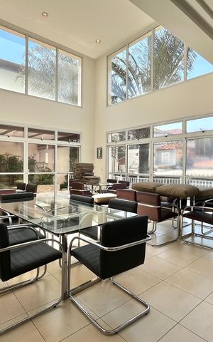 Apartamento à venda com 87m², 2 quartos e 2 vagas Apartamento à venda com 87m², 2 quartos e 2 vagasÁrea comum - Salão de festas