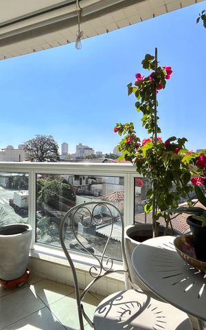 Apartamento à venda com 87m², 2 quartos e 2 vagas Apartamento à venda com 87m², 2 quartos e 2 vagasVaranda