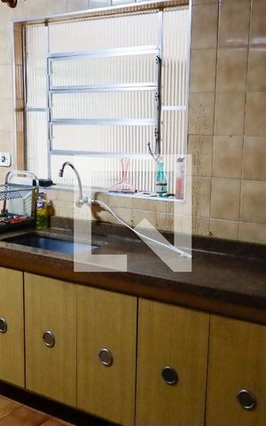 Casa à venda com 239m², 1 quarto e 5 vagas Casa à venda com 239m², 1 quarto e 5 vagasCasa 2 - cozinha