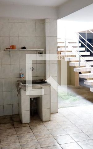 Casa à venda com 239m², 1 quarto e 5 vagas Casa à venda com 239m², 1 quarto e 5 vagasÁrea de serviço