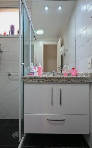 Apartamento à venda com 94m², 3 quartos e 2 vagasBanheiro