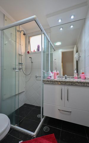 Apartamento à venda com 94m², 3 quartos e 2 vagasBanheiro