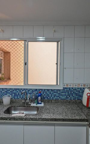 Apartamento à venda com 94m², 3 quartos e 2 vagasCozinha