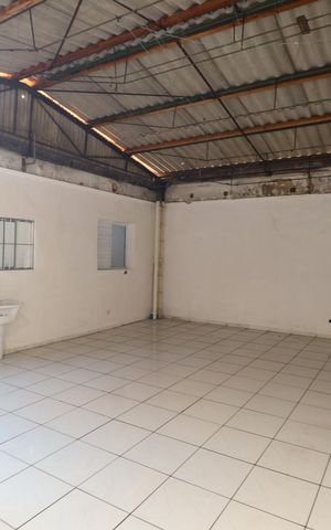 Casa para alugar com 160m², 2 quartos e 2 vagasÁrea de Serviço