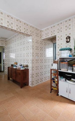 Casa à venda com 299m², 3 quartos e 5 vagasCozinha