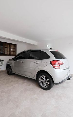 Casa à venda com 299m², 3 quartos e 5 vagasGaragem