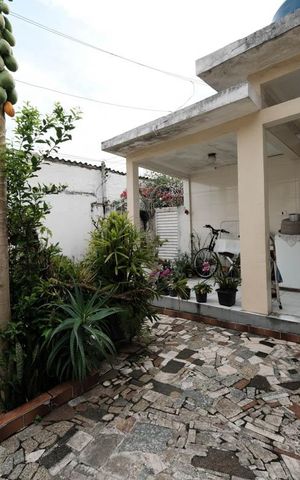 Casa à venda com 299m², 3 quartos e 5 vagasÁrea externa