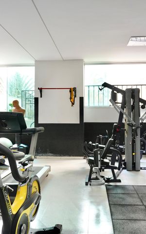 Studio para alugar com 40m², 1 quarto e 1 vaga Studio para alugar com 40m², 1 quarto e 1 vagaÁrea comum - Academia