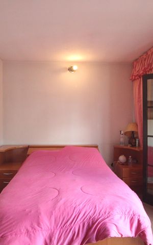 Casa à venda com 180m², 4 quartos e 3 vagasSuíte