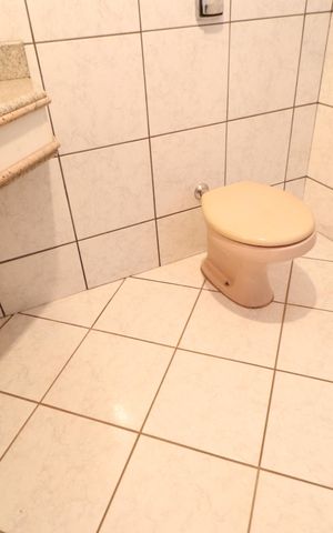 Casa para alugar com 360m², 5 quartos e 4 vagasBanheiro do Quarto 5