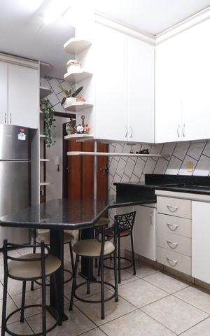Casa para alugar com 360m², 5 quartos e 4 vagasCozinha