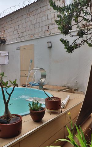 Casa para alugar com 360m², 5 quartos e 4 vagasPiscina