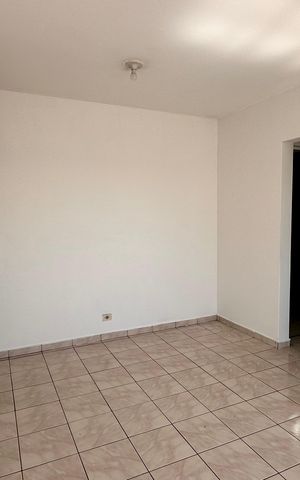 Apartamento à venda com 50m², 2 quartos e 1 vaga Apartamento à venda com 50m², 2 quartos e 1 vagaSala