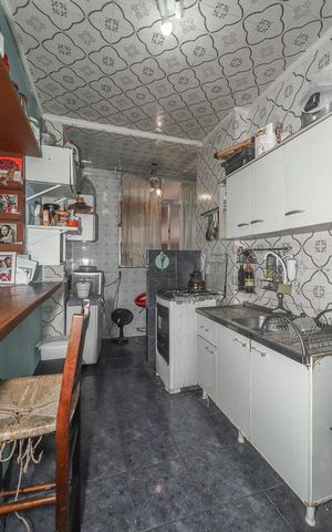 Apartamento à venda com 64m², 2 quartos e sem vagaCozinha