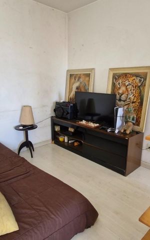 Apartamento à venda com 66m², 3 quartos e 2 vagas Apartamento à venda com 66m², 3 quartos e 2 vagasSala