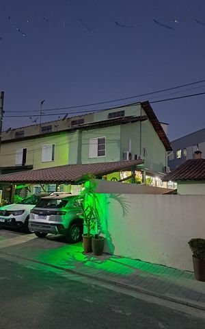 Casa de condomínio para alugar com 163m², 2 quartos e 3 vagas Casa de condomínio para alugar com 163m², 2 quartos e 3 vagasFachada