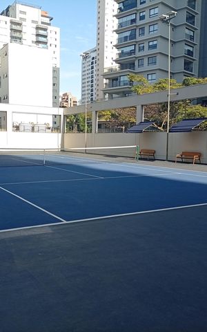 Apartamento à venda com 206m², 3 quartos e 3 vagas Apartamento à venda com 206m², 3 quartos e 3 vagasÁrea externa