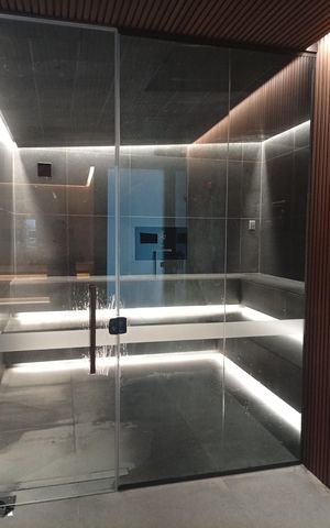 Apartamento à venda com 206m², 3 quartos e 3 vagas Apartamento à venda com 206m², 3 quartos e 3 vagasÁrea externa