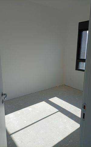 Apartamento à venda com 206m², 3 quartos e 3 vagas Apartamento à venda com 206m², 3 quartos e 3 vagasQuarto