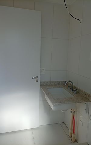Apartamento à venda com 208m², 4 quartos e 3 vagas Apartamento à venda com 208m², 4 quartos e 3 vagasBanheiro