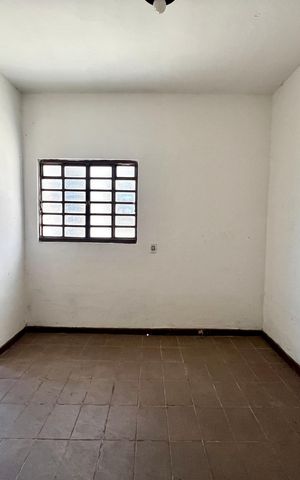 Casa à venda com 360m², 2 quartos e 1 vaga Casa à venda com 360m², 2 quartos e 1 vagaQuarto 4