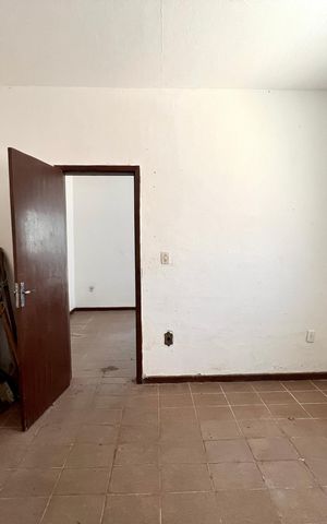 Casa à venda com 360m², 2 quartos e 1 vaga Casa à venda com 360m², 2 quartos e 1 vagaQuarto 4