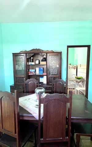 Casa à venda com 360m², 2 quartos e 1 vaga Casa à venda com 360m², 2 quartos e 1 vagaSala