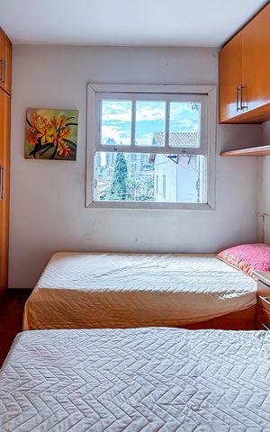 Casa à venda com 550m², 4 quartos e 6 vagas