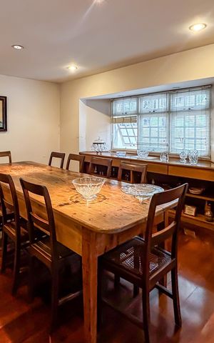 Casa à venda com 550m², 4 quartos e 6 vagas