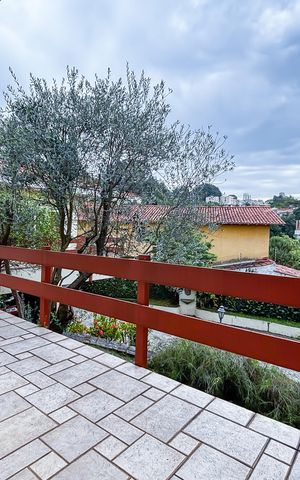 Casa à venda com 550m², 4 quartos e 6 vagas