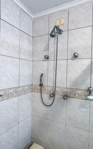 Casa à venda com 550m², 4 quartos e 6 vagas