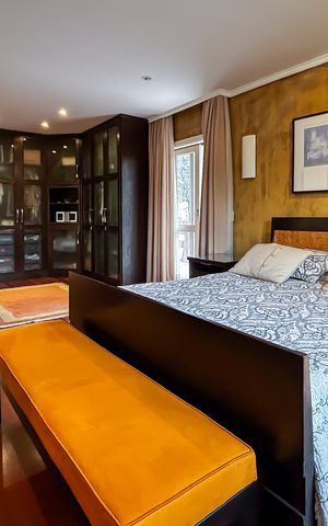 Casa à venda com 550m², 4 quartos e 6 vagas