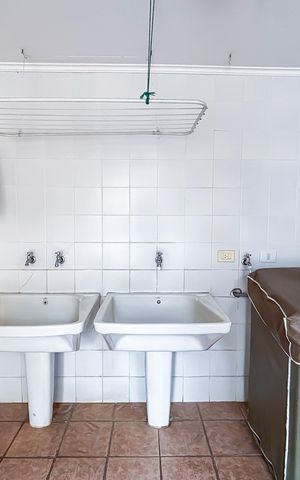 Casa à venda com 550m², 4 quartos e 6 vagas