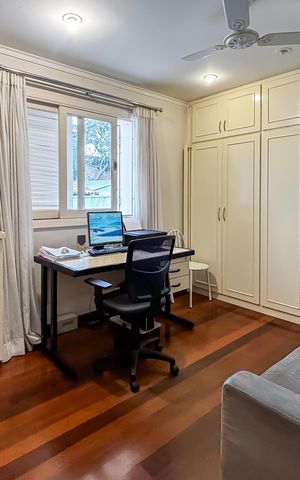 Casa à venda com 550m², 4 quartos e 6 vagas