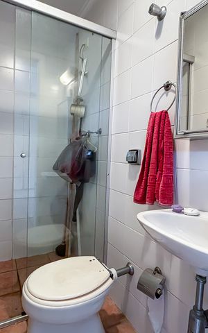 Casa à venda com 550m², 4 quartos e 6 vagas