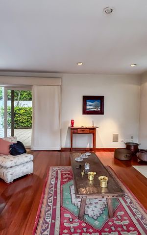 Casa à venda com 550m², 4 quartos e 6 vagas