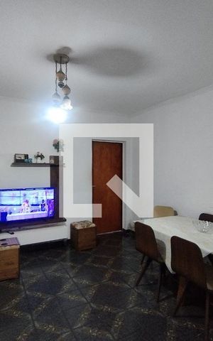 Casa à venda com 232m², 6 quartos e 2 vagas