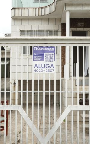 Casa para alugar com 250m², 3 quartos e 8 vagasPlaca