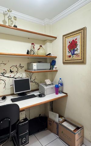 Casa para alugar com 200m², 3 quartos e 2 vagas Casa para alugar com 200m², 3 quartos e 2 vagasEscritório