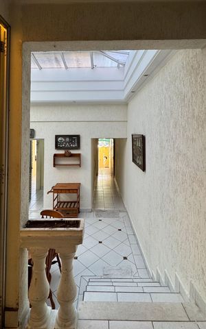 Casa para alugar com 200m², 3 quartos e 2 vagas Casa para alugar com 200m², 3 quartos e 2 vagasÁrea de Serviço