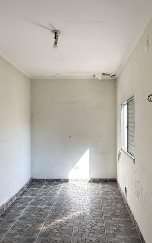 Casa para alugar com 200m², 3 quartos e 2 vagas Casa para alugar com 200m², 3 quartos e 2 vagasQuarto de Serviço